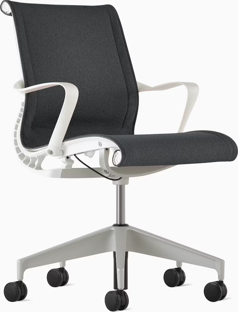 Setu Chair, With Arms