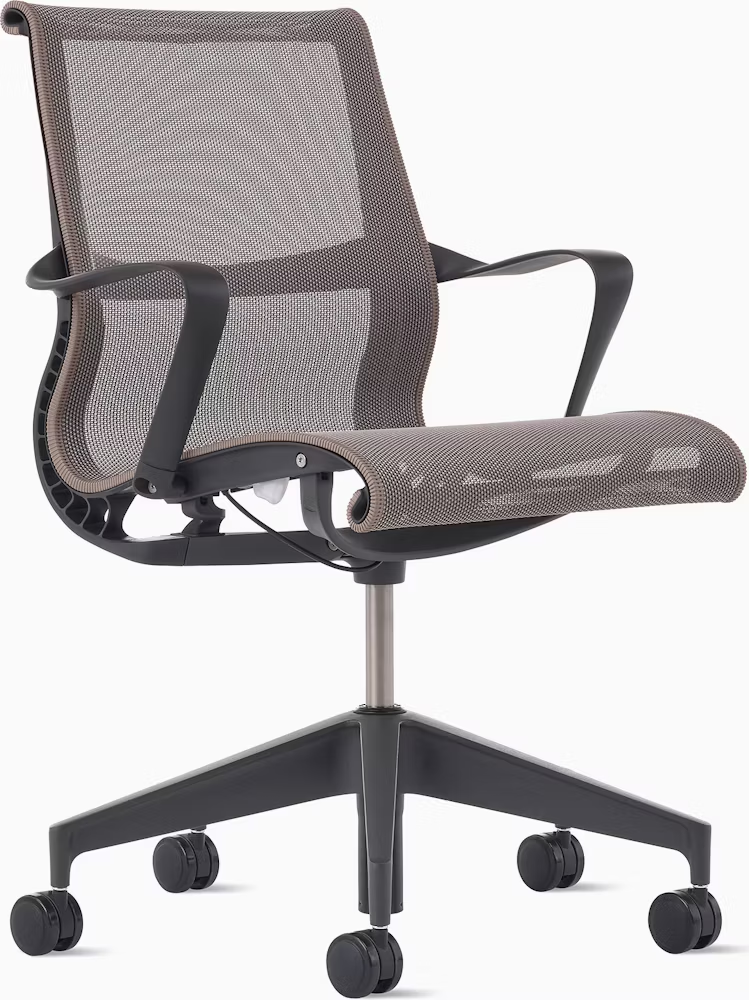 Setu Chair, With Arms